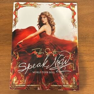 Taylor Swift Speak Now Book